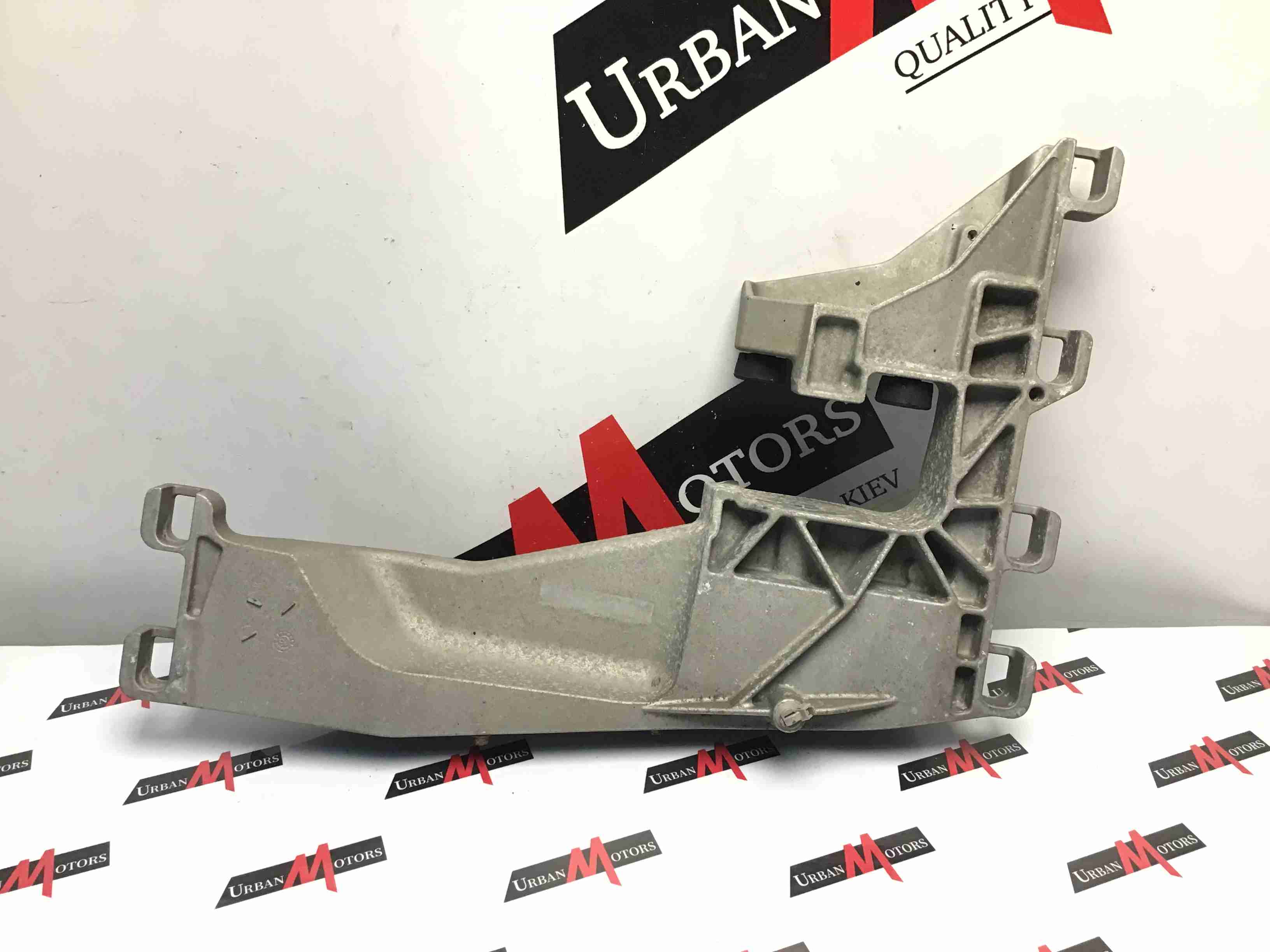 Кронштейн КПП Used for Land Rover Range Rover Velar L560 buy in